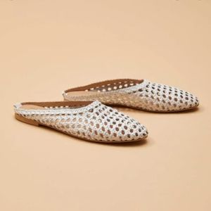 Salt + Umber SHANTI WHITE Open Weave Mules Clogs Slip-on Flats Shoes Size 9